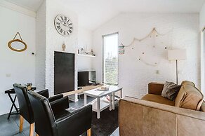 Beautiful Holiday Home in Ouddorp With Balcony