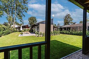 Beautiful Holiday Home in Ouddorp With Balcony