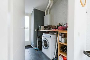 Beautiful Holiday Home in Ouddorp With Balcony