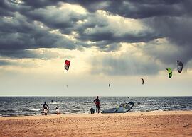 Apartment Near the Beach