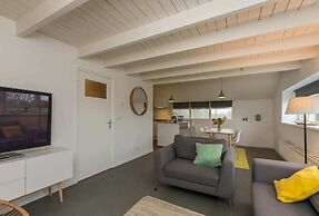 Apartment Near the Beach