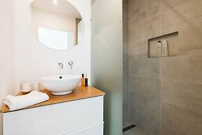 Beach House De Lichtboei 10 Minutes From the Beach