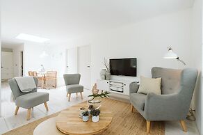 Beach House De Lichtboei 10 Minutes From the Beach