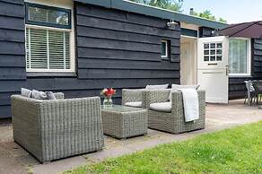 Beach House De Lichtboei 10 Minutes From the Beach