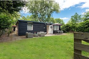 Beach House De Lichtboei 10 Minutes From the Beach