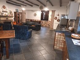 Belvilla by OYO Villa Les Barriques