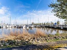Modern Houseboat in Volendam With Shared Pool