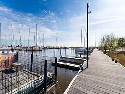 Modern Houseboat in Volendam With Shared Pool