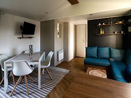 Ocean Dreams Chalet in Oostkapelle With Pool