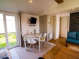 Ocean Dreams Chalet in Oostkapelle With Pool