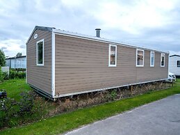 Ocean Dreams Chalet in Oostkapelle With Pool