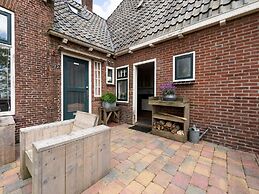 B&B Farm Grutsk in Suwald With Private Harbour
