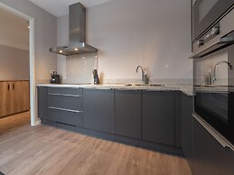Lovely Holiday Home in Colijnsplaat With Whirlpool