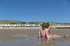 House in Dishoek With Sea Views