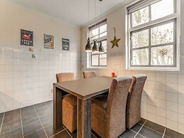 Atmospheric Apartment Near the Beach