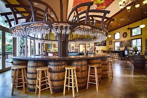 Sunset Haven: Beach Isle House FL Keys MIA Marina