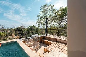 Alaya Yoga & Surf & Retreat