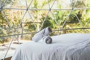 Alaya Yoga & Surf & Retreat