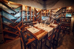 Alaya Yoga & Surf & Retreat