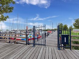 Luxury Houseboat in Volendam Marina