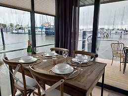 Luxury Houseboat in Volendam Marina