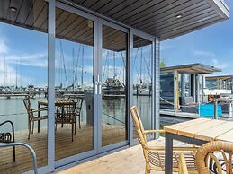 Luxury Houseboat in Volendam Marina