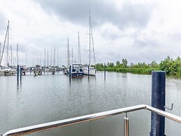 Luxury Houseboat in Volendam Marina