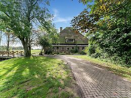 Beautiful Apartment in Sint Maartensbrug