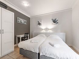 Beautiful Apartment in Sint Maartensbrug