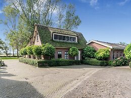 Beautiful Apartment in Sint Maartensbrug