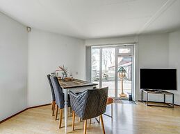 Chalet With Hot Tub, Suwald