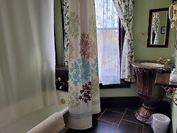 Buffalo Harmony House