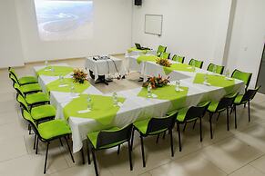 WAIRA SUITES HOTEL