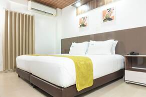WAIRA SUITES HOTEL