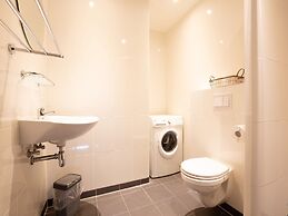 Cozy Vacation Home With a hot tub