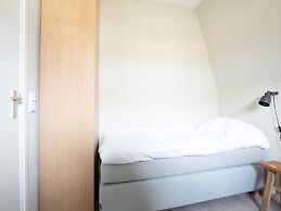 Cozy Vacation Home With a hot tub