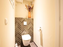 Cozy Vacation Home With a hot tub