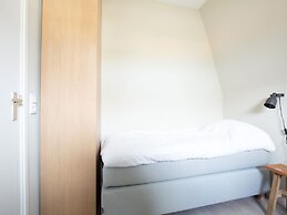 Cozy Vacation Home With a hot tub