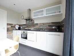 Cozy Vacation Home With a hot tub