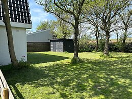 Cozy Vacation Home With a hot tub