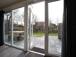 Cozy Vacation Home With a hot tub