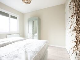 Cozy Vacation Home With a hot tub