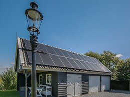 Spacious Group Getaway in Heiloo