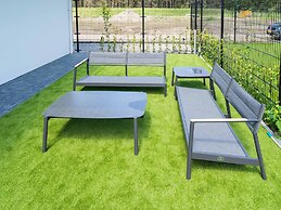 Lakeside Home With a Jetty