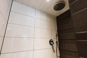 Luxurious 16-person Villa With Swimming Pool Sauna Outdoor Kitchen Wit