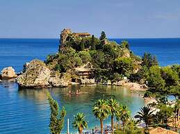 Belvilla by OYO Villa Trecastagni