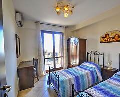 Belvilla by OYO Villa Trecastagni