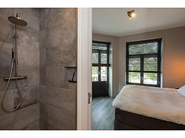 High-quality Holiday Apartment Right in the Center of Domburg