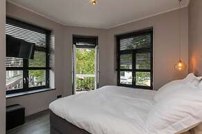 High-quality Holiday Apartment Right in the Center of Domburg