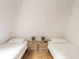 Charming Holiday Home in Poortugaal With Garden